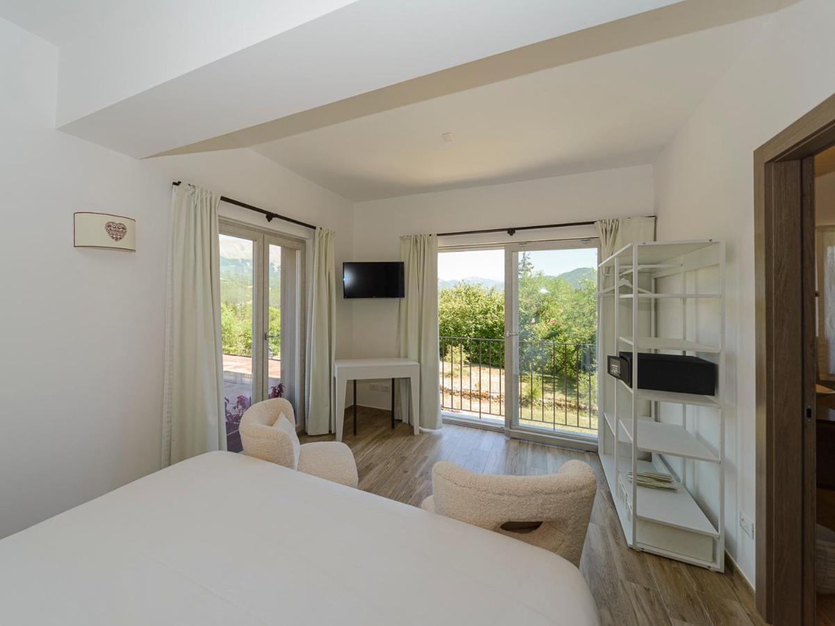 Hotel Relais Chalons D'Orange Pescasseroli Exterior foto
